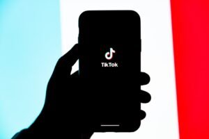 Föräldrauppsikt viktigt för TikTok för att stödja ungdoms- och familjesäkerhet