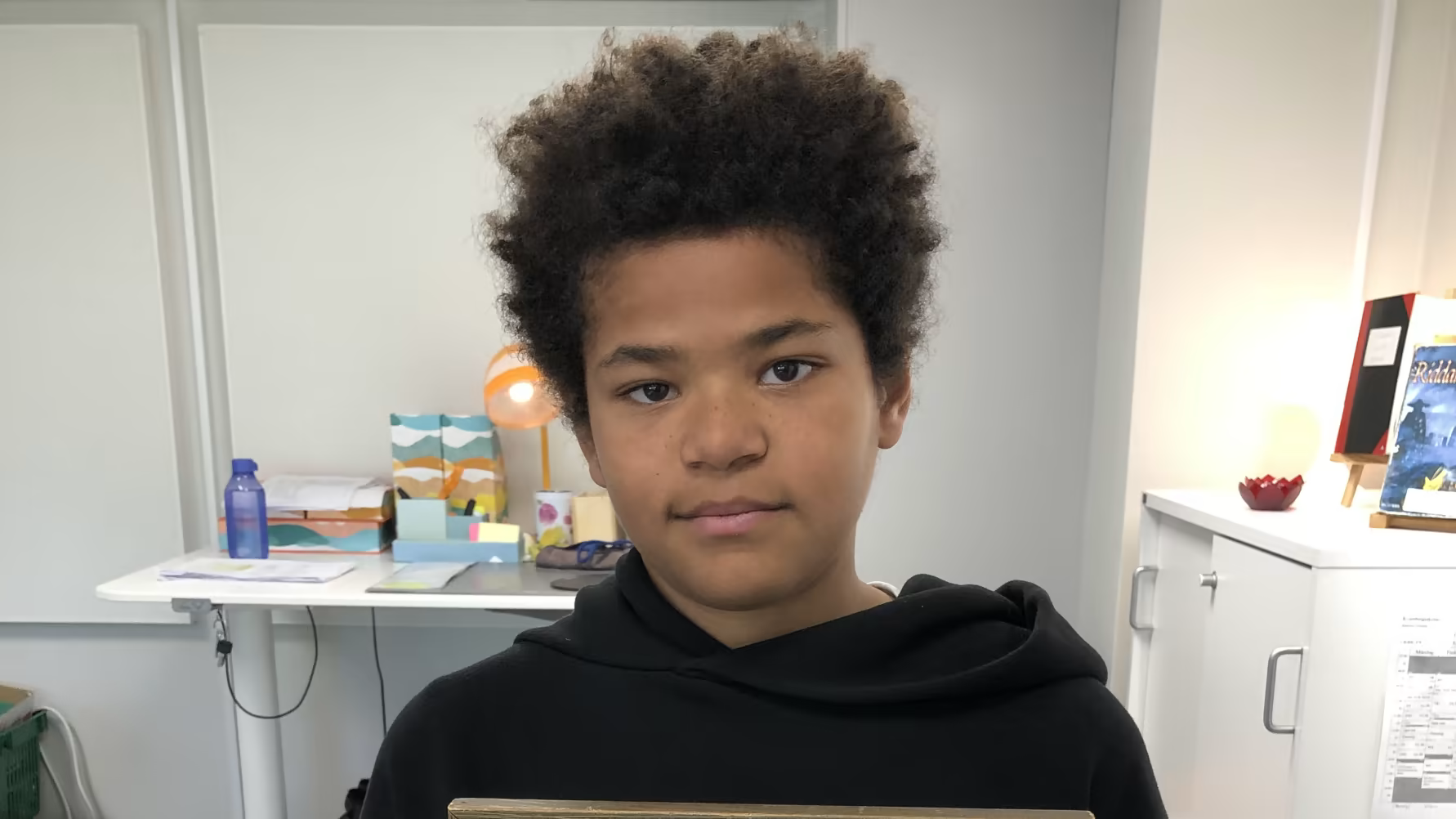 Priset årets unga miljöhjälte går till femteklassaren Zack