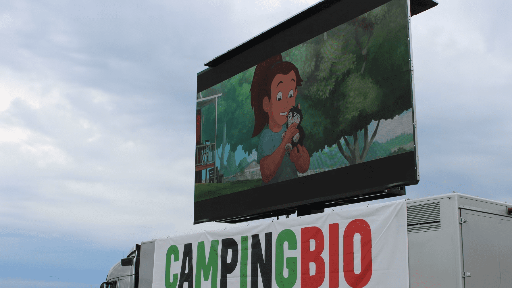 Campingbio fortsätter att bjuda sommarsverige på gratis filmvisning