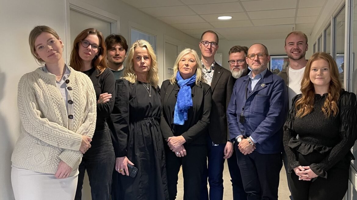 “Från klassrum till valbås: Har det demokratiska samtalet en framtid i svensk gymnasieskola?” - Sveriges Elevkårer bjuder in till strategiskt samtal om tillträde till skolan