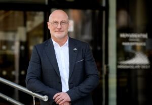 Högskolan Väst siktar på stärkt forskning och 1 000 nya utbildningsplatser Högskolan Väst siktar på stärkt forskning och 1 000 nya utbildningsplatser