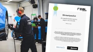Edvinstipendier hyllar framtidstro - yrkesskicklighet och vänskap Edvinstipendier hyllar framtidstro - yrkesskicklighet och vänskap