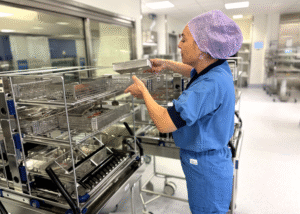 Examensgraden inom yrkeshögskolan fortsätter försiktigt uppåt