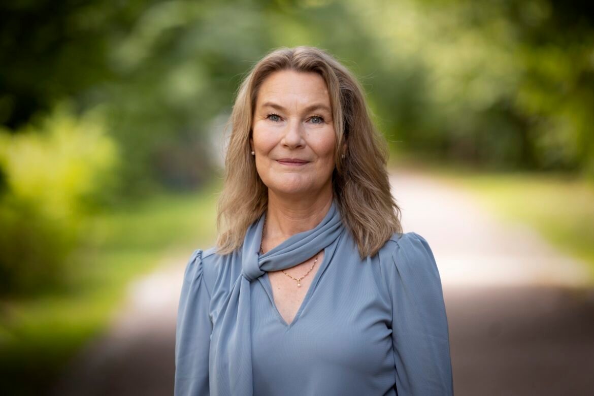 Skolan formades av förväntad konkurrens