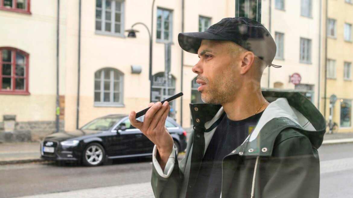 Ny rapport: AI-användningen rusar samtidigt som digital detox lockar