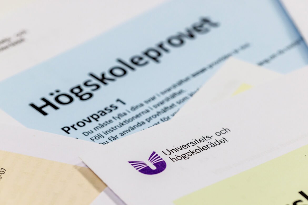 Över 77 000 anmälda till söndagens högskoleprov